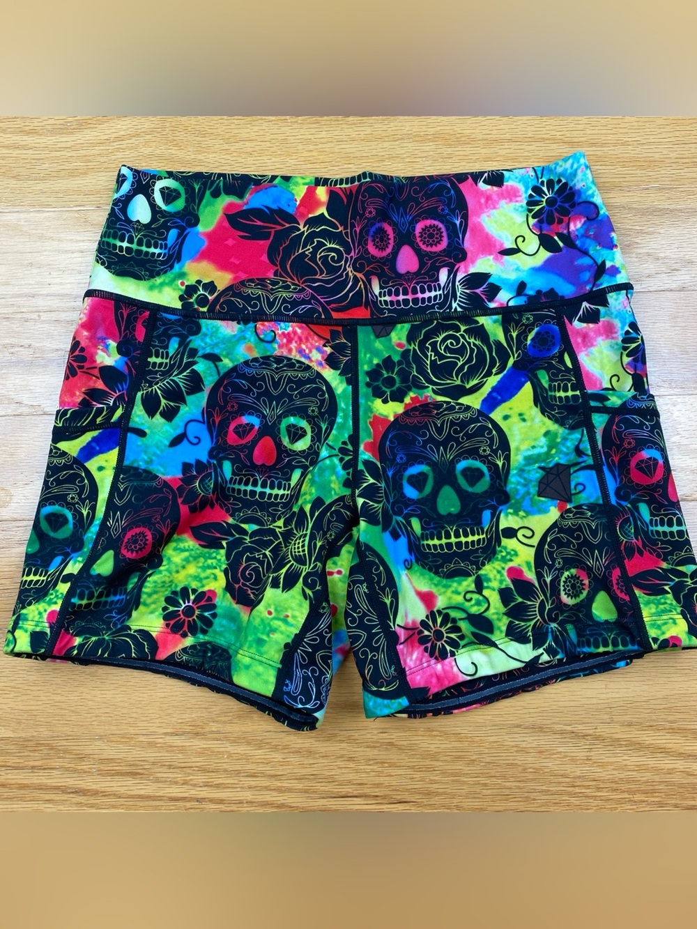 Constantly Varied Shockwave Gear Neon Multicolor Sugar Skull Athletic Shorts M